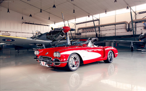 A picture of a 1959 Chevy Corvette