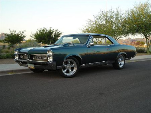 A picture of a 1967 Pontiac GTO